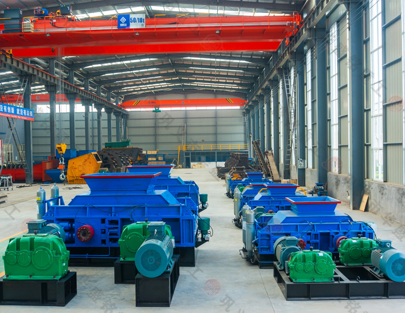 鉀長石液壓對(duì)輥制砂機(jī)制砂效果怎么樣？多少錢 ？