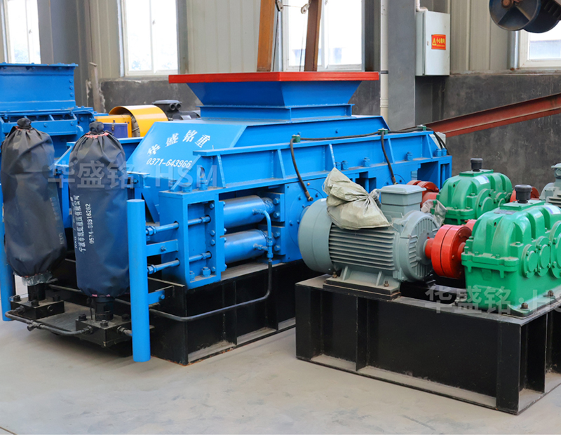 鵝卵石河卵石對(duì)輥制砂機(jī)生產(chǎn)能力怎么樣？多少錢(qián)一臺(tái)？