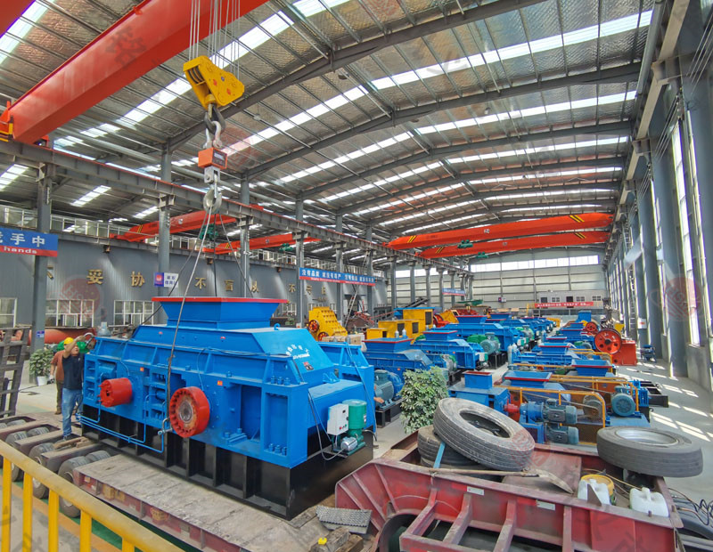 河南時產200噸對輥制砂機多少錢一臺？