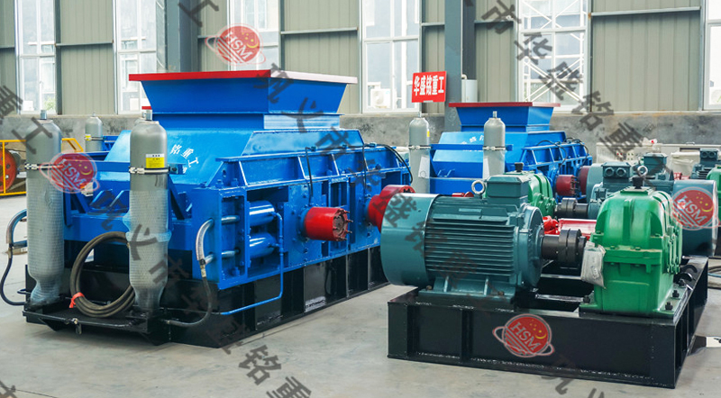  購買對(duì)輥制砂機(jī)大家都認(rèn)準(zhǔn)了華盛銘重工